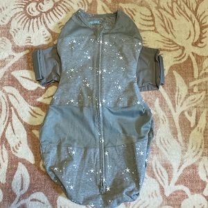 Snoo Sleep Sack Grey stars size small